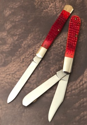 Pair of Case Red Bone Centennials: Coke Bottle and Grandaddy Barlow - 2