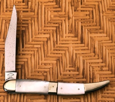 Fight'n Rooster Pearl Texas Toothpick with Gemstones - 2