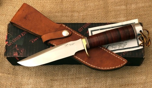 Blackjack Leather Skinner