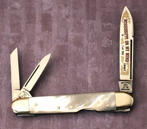 Fight'n Rooster Pearl Whittler Lockback