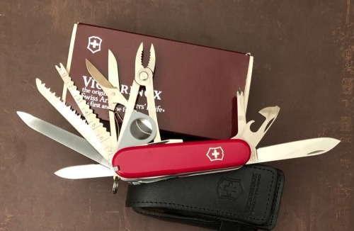 Victorinox SwissChamp