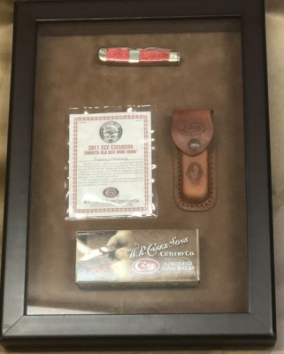 Case CCC 2011 Smooth Old Red Bone Hobo in Shadow Box