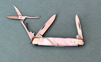 I*XL George Wostenholm Pearl Three Blade with Scissors - 2