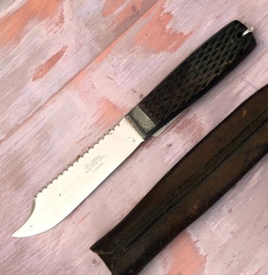 J Russell Green River Works Checked Wood Fish Knife