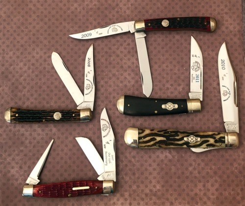 Five S&M & Queen knives made for NSBC