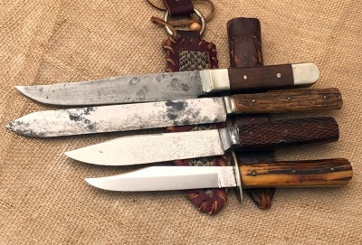 4 Fixed Blades