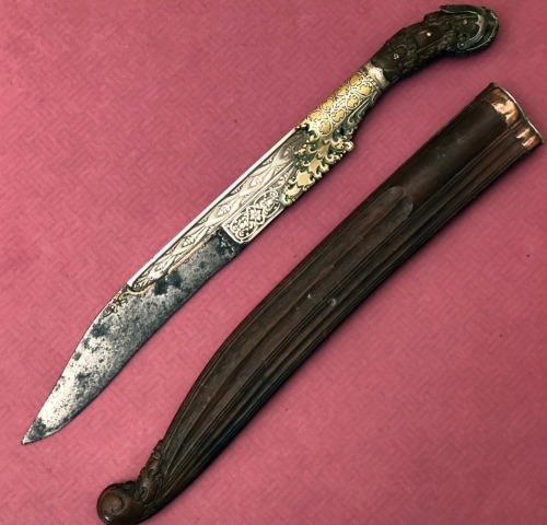 Sri Lankan Piha Kaetta Sterling Silver and Possible Gold Gilded Mounts with Carved Horn Handle