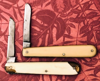 Pair of Corn Knives - 2