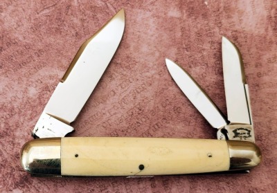 Cattaraugus Exhibition Sleeveboard Whittler - 2