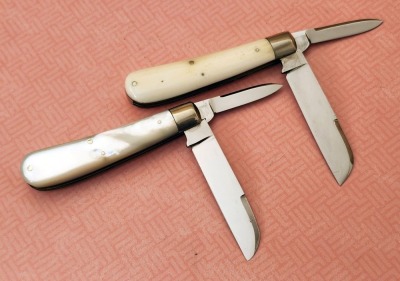 Pair of Cattaraugus Exhibition Swayback Jacks, Bone and Pearl - 2