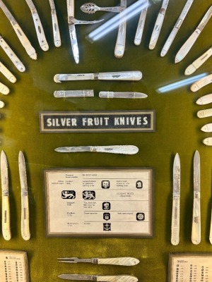 101 Silver & Pearl Fruit Knives in Large Lighted Display - 7