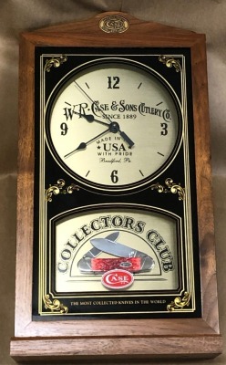 Case Collectors Club 2012 Commemorative Canoe and Clock Set