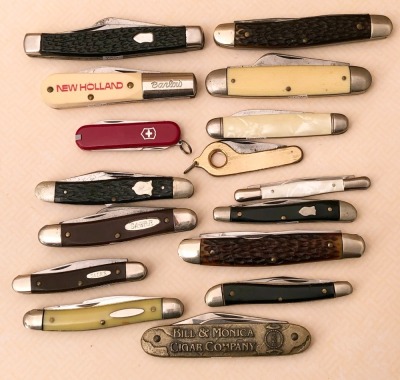 Lot of 16 Users