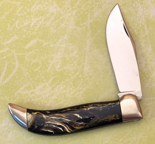 RARE Case Tested Black Mottled Clasp