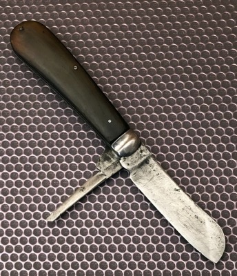 Super old Cyphered Blade Wilson English Folder - 2