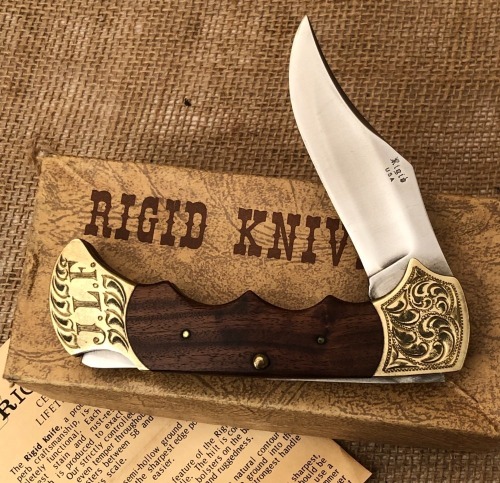 Rigid USA Engraved Finger Grooved Lockback