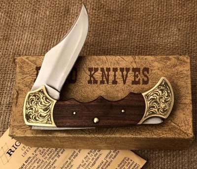 Rigid USA Engraved Finger Grooved Lockback - 2