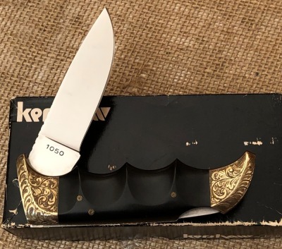 Kershaw Engraved Finger Grooved Lockback - 2