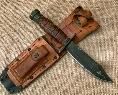 Late Vietnam Camillus Pilot Survival Knife - 2