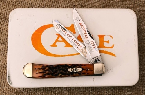 Case 2005 Commemorative Bone Trapper
