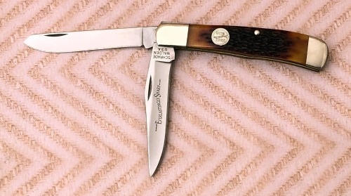 Schrade Walden Bone Trapper