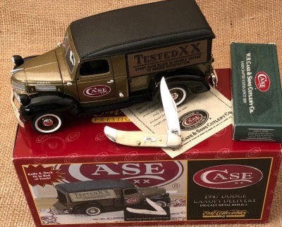 Case Die Cast 1947 Dodge Canopy Van With TH61165ss
