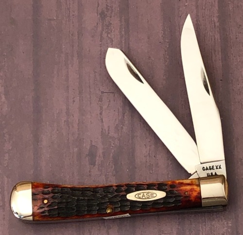 Case USA Reddish Bone Trapper