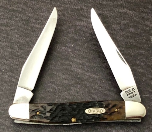 Case 1993 Brown Bone Muskrat