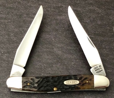 Case 1993 Brown Bone Muskrat