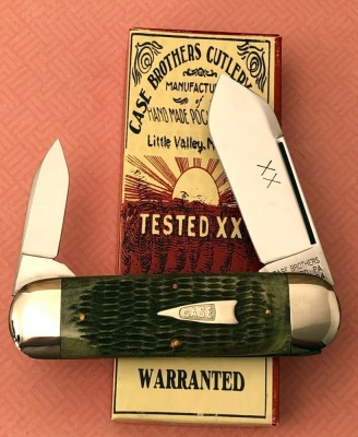 Case Classic Green Bone G62050
