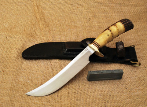 Finger Groove Randall Model 4, Pinned handle