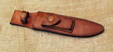 Randall 1-7 Brown button Heiser sheath