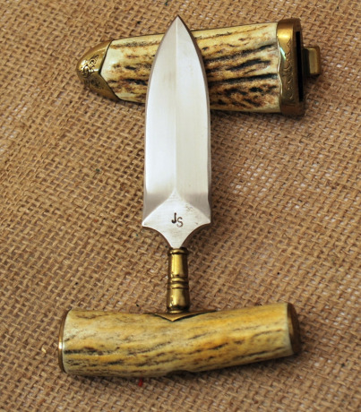 Stag Push Dagger with stag sheath