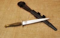 Castle Knife Sykes-Farbairn