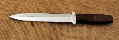 Case Sticking knife in wood handle
