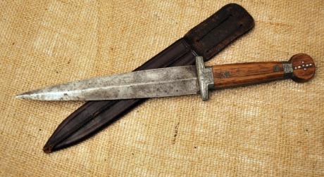 Unusual wood handled dagger