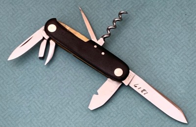 Ulster Knife Co. Salesman Sample Birdseye Camp Knife - 2